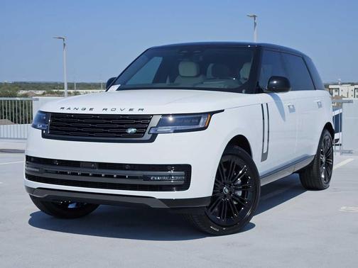 2025 Land Rover Range Rover P530 SE 7 Seat