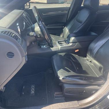 2012 Chrysler 300 Limited