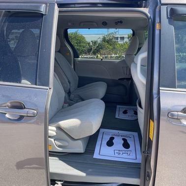 2012 Toyota Sienna LE