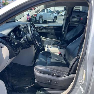 2012 Chrysler Town & Country Touring