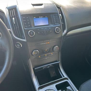 2019 Ford Edge SE