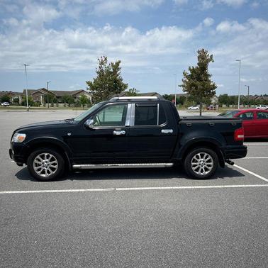 Black Clearcoat 2007 Ford Explorer Sport Trac Limited