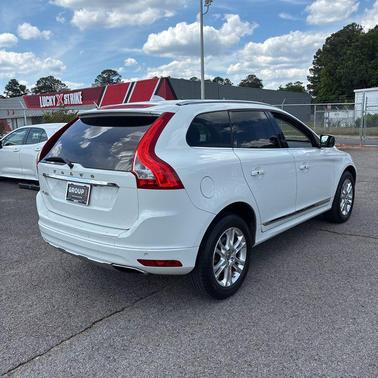 Ice White 2014 Volvo XC60 3.2 Premier Plus