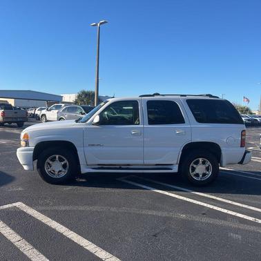 2005 GMC Yukon Denali