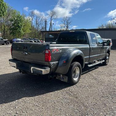Magnetic Metallic 2015 Ford F-350 XLT