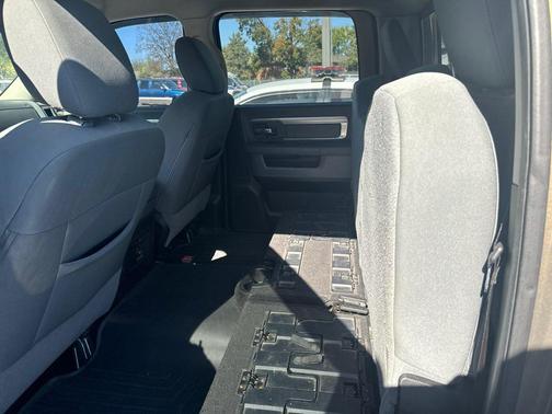 2013 RAM 1500 SLT