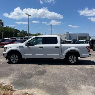 Oxford White 2019 Ford F-150 XLT