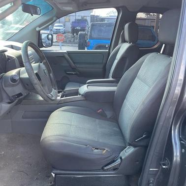 2005 Nissan Titan SE King Cab