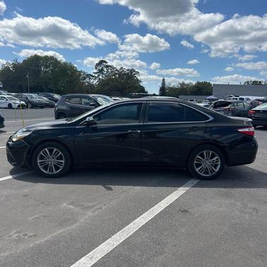 Midnight Black Metallic 2016 Toyota Camry LE