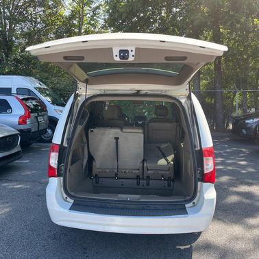 Bright White Clearcoat 2014 Chrysler Town & Country Touring