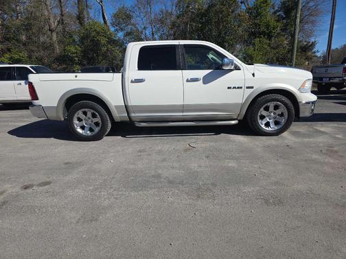 2009 Dodge Ram 1500 Laramie Crew Cab