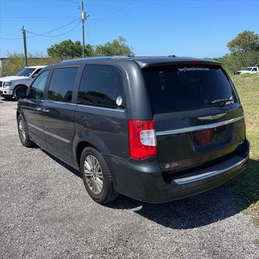 2011 Chrysler Town & Country Limited