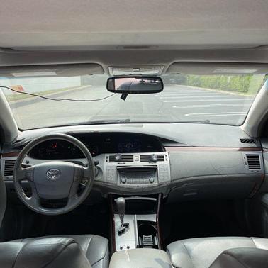 2008 Toyota Avalon XLS