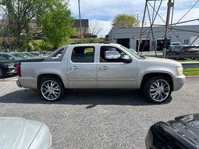 TAN 2008 Chevrolet Avalanche 1500 LTZ