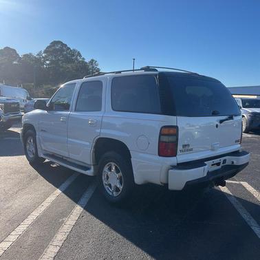 Summit White 2005 GMC Yukon Denali