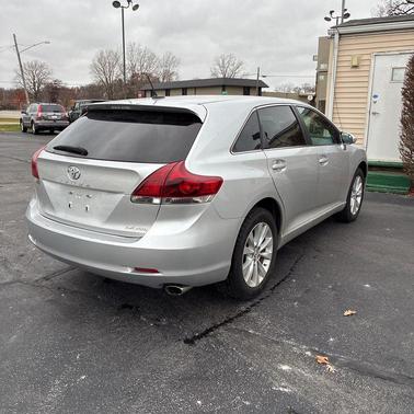 Classic Silver Metallic 2013 Toyota Venza LE