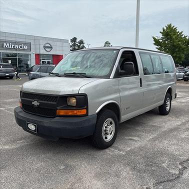 2005 Chevrolet Express 2500 Base