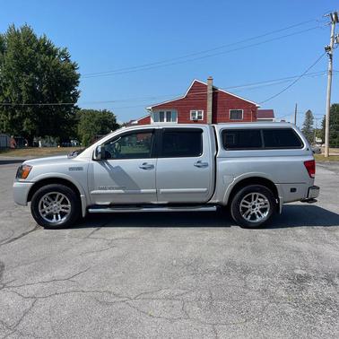 2011 Nissan Titan SL