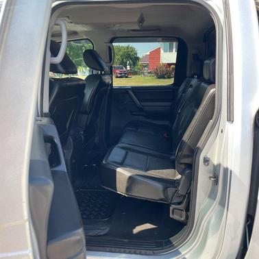 2011 Nissan Titan SL