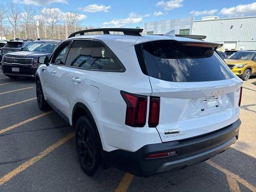 2023 Kia Sorento X-Line S