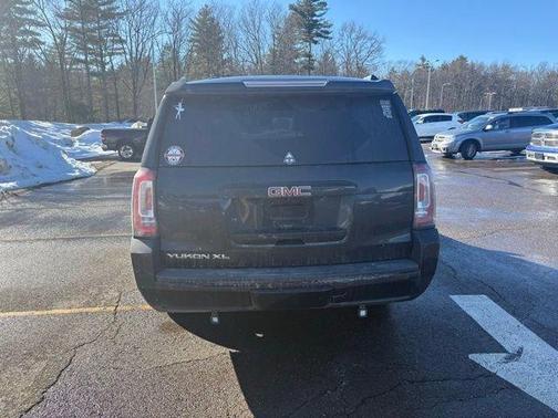 2019 GMC Yukon XL SLT