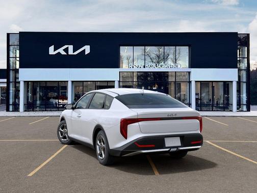 White 2026 Kia K4 LX