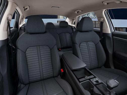 2025 Kia K5 LXS