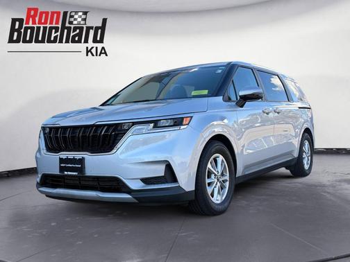 2023 Kia Carnival LX
