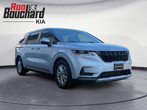 2023 Kia Carnival LX