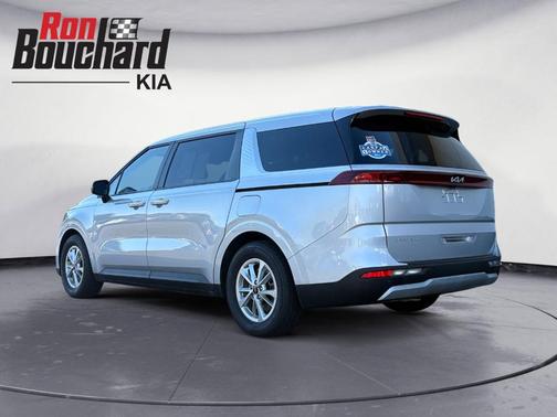 2023 Kia Carnival LX