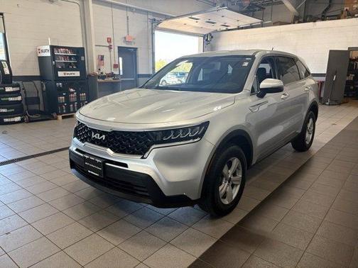 2022 Kia Sorento LX