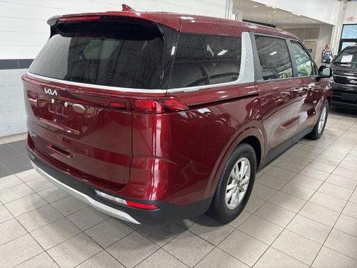 2022 Kia Carnival LXS
