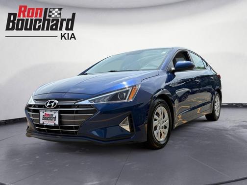 2019 Hyundai ELANTRA SE
