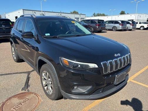 Black 2019 Jeep Cherokee Latitude Plus