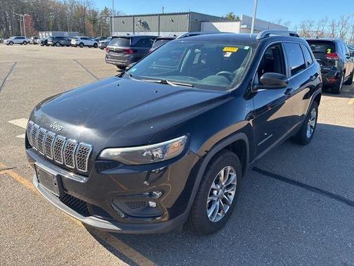 Black 2019 Jeep Cherokee Latitude Plus