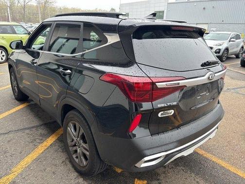 2021 Kia Seltos S