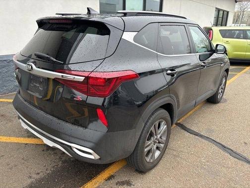 2021 Kia Seltos S