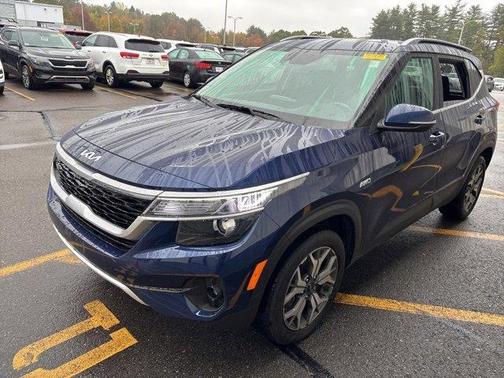 2022 Kia Seltos EX