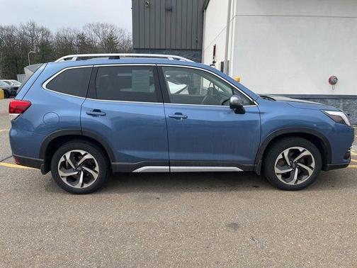 Horizon Blue Pearl 2024 Subaru Forester Touring