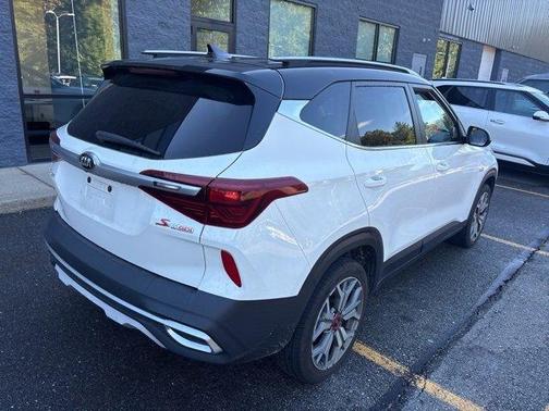2021 Kia Seltos S