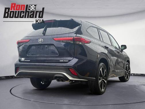 2022 Toyota Highlander XSE
