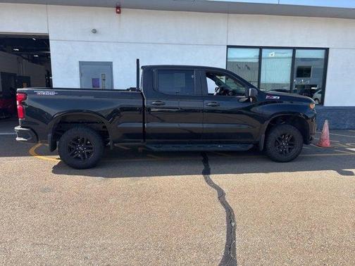 2020 Chevrolet Silverado 1500 Custom Trail Boss