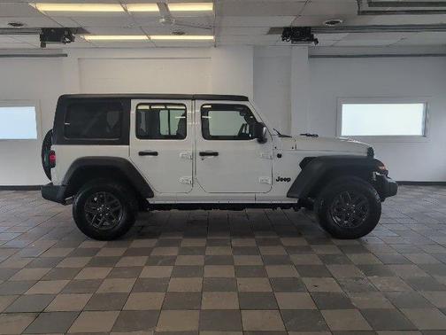 2023 Jeep Wrangler Sport