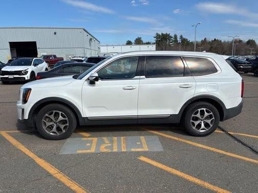 White 2020 Kia Telluride EX