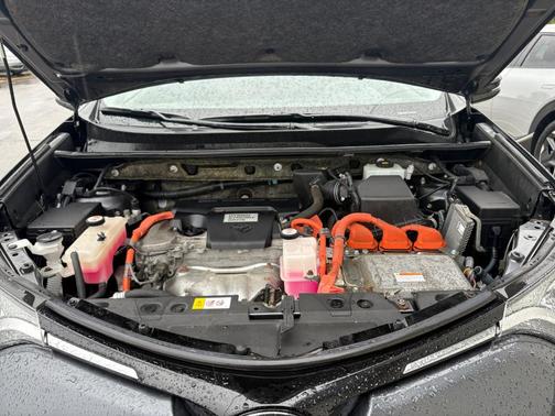 2018 Toyota RAV4 Hybrid XLE