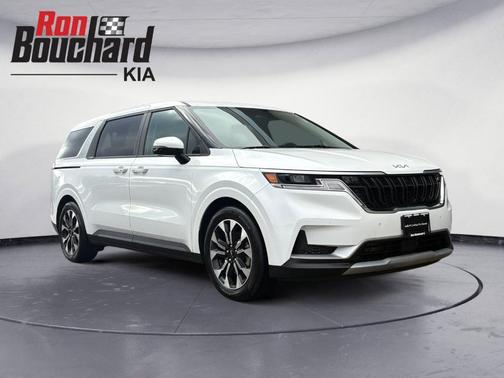 2024 Kia Carnival EX