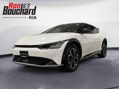 White 2023 Kia EV6 Wind
