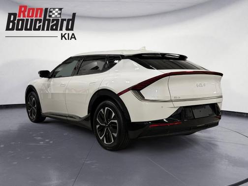 White 2023 Kia EV6 Wind