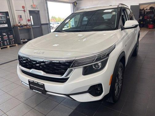 2022 Kia Seltos EX
