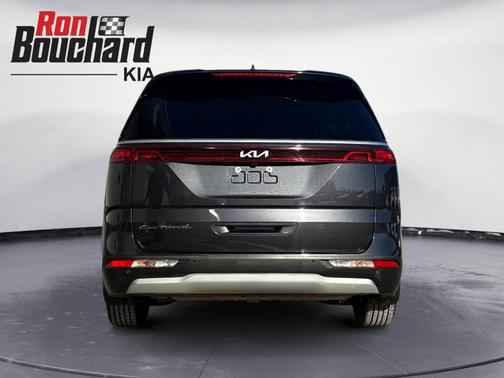 2022 Kia Carnival LX